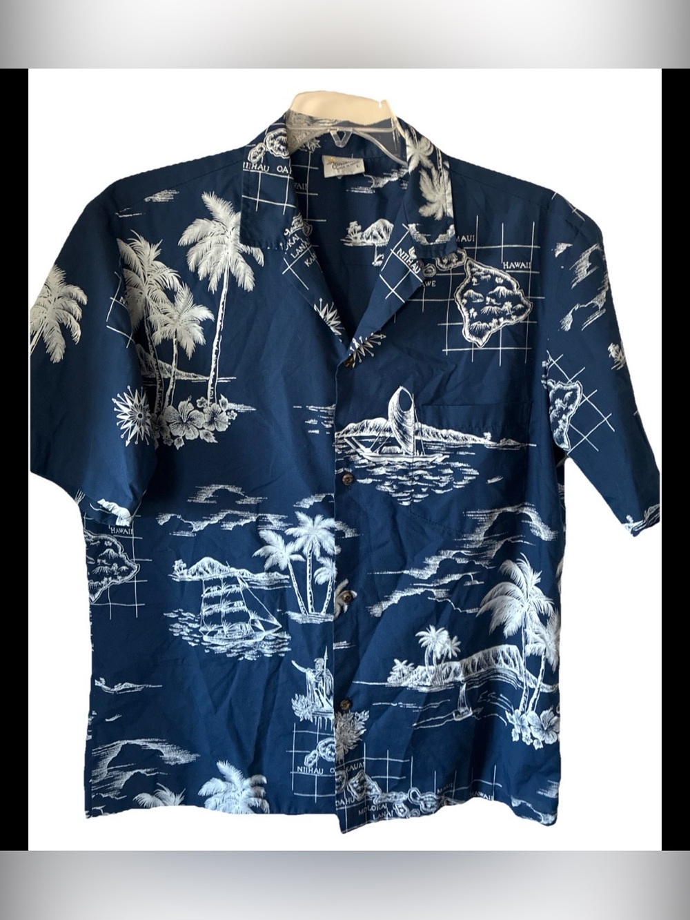 Vintage Royal Creations Hawaiian Men's Button down Blue Sz L Poly Mix-Made In US